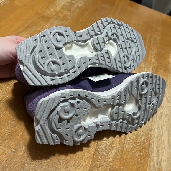 Purple Adidas SL 7600 W EG6815 - Women’s US 8 - Picture 2 of 4